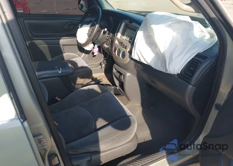 2003 Mazda Tribute Lx V6 из США, поврежденный, VIN 4F2CZ04193KM13677